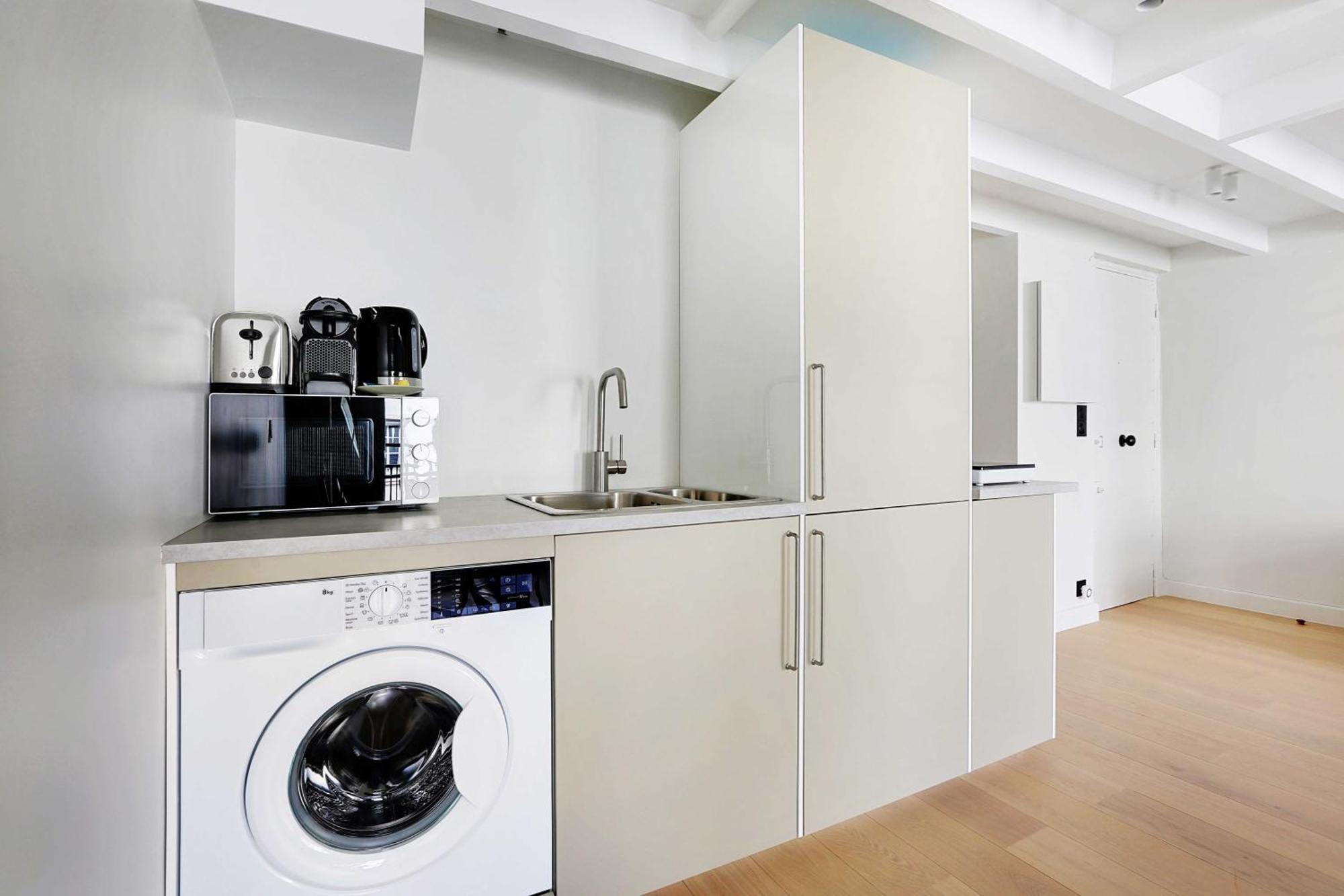 Charming Air-conditioned For A Cosy Atmosphere Apartment Paris