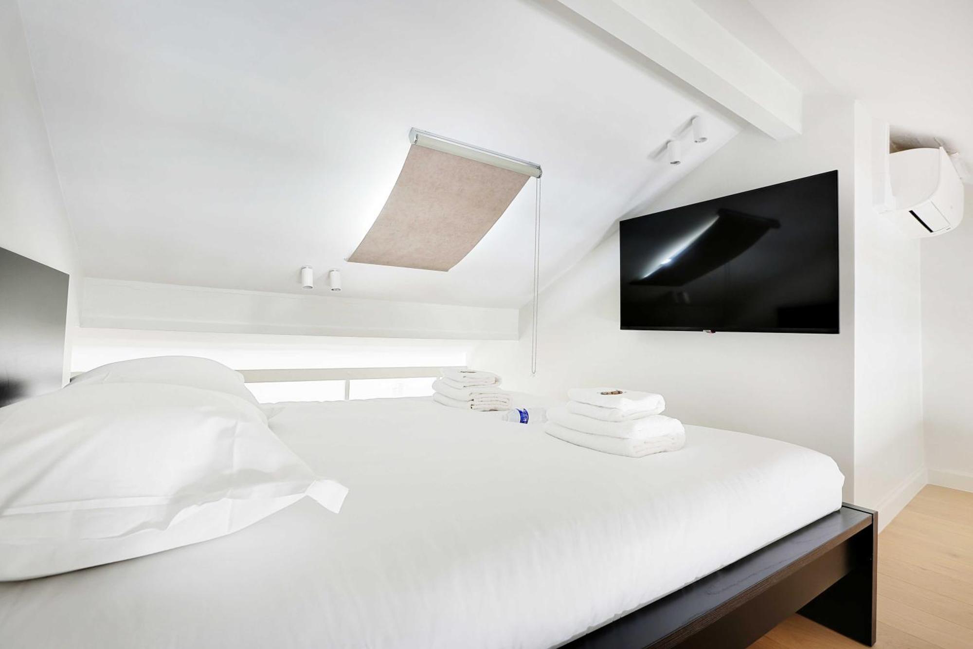 Charming Air-conditioned For A Cosy Atmosphere Paris